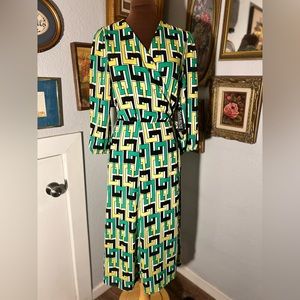 NWT NY&Co Geo Chain Wrap Midi Dress
